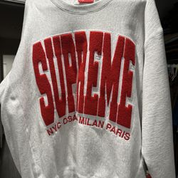 SUPREME ARC CREWNECK