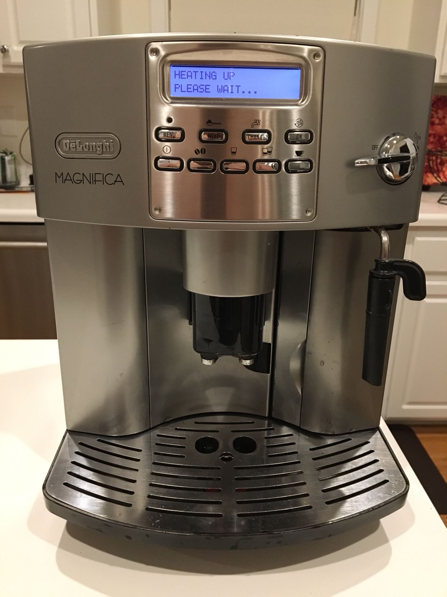 DeLonghi Magnifica EAM-3400 Super Automatic Espresso Machine