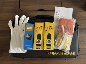 Clarinete With Accessories