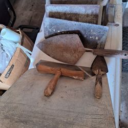 10 Pieces Of Mason Tools