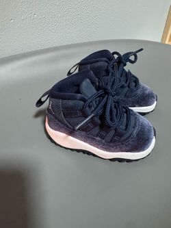Jordan 11 size 3C