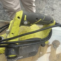 Ryobi Cepillo 