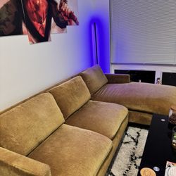 🔥 Sectional Couch for Sale! 🔥