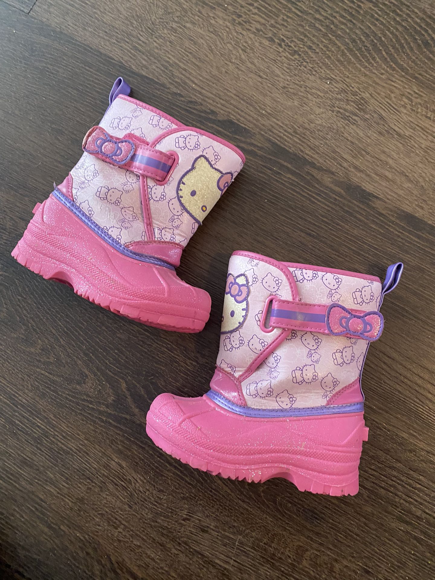 Girls Hello Kitty Rain Boots Size 7/8 Toddler 