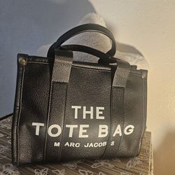 New The Tote Bag