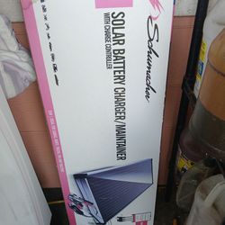 Cargador solar de baterías