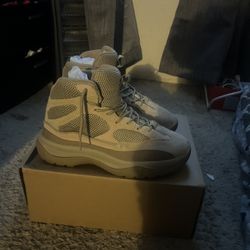 Yeezy Boots 