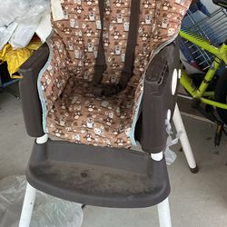 baby high chair/ feeding