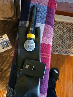 Shure Wireless Michrophone