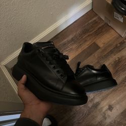 Alexander McQueen 
