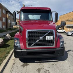 2010 Volvo VNL300