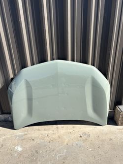 2025 Equinox Hood