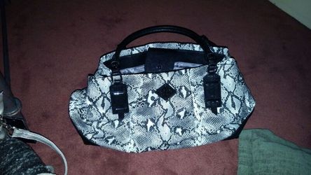 Simply Vera medium bag