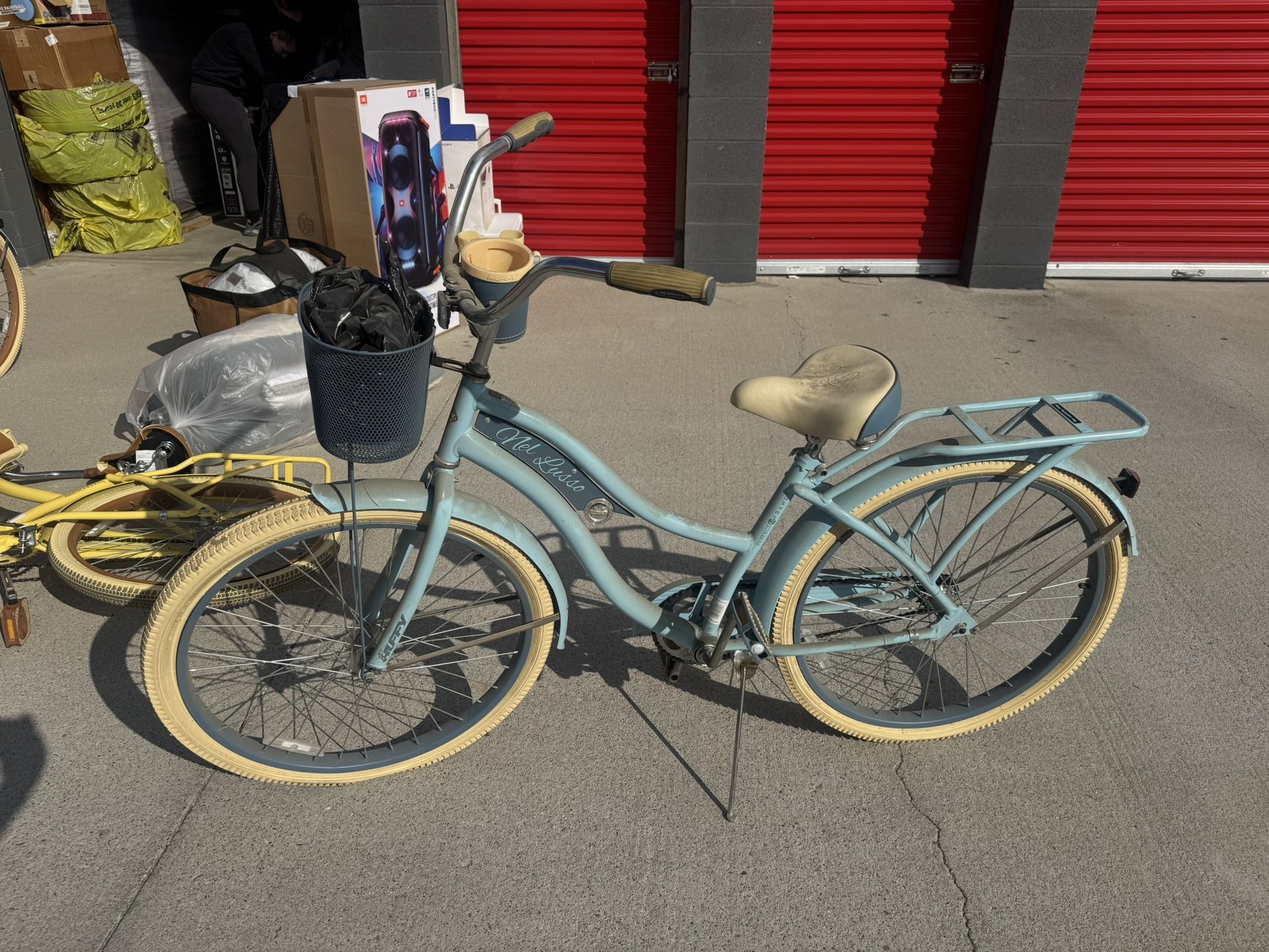 Cruisers Bike Blue Basket Light Blue