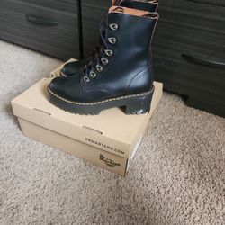 Dr. Martins