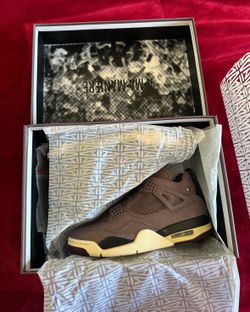 Nike Jordan 4 size 7M DS