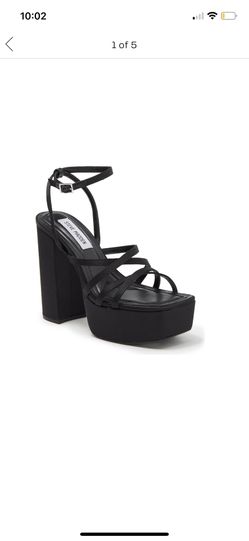 Steve Madden Gutsy Platform Pump