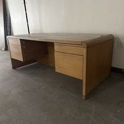 Lg Solid Oak Desk