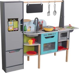 Kidkraft Alexa enabled play kitchen and market
