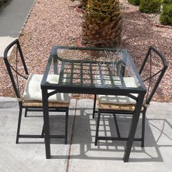 Kitchen Table And 2 Chairs