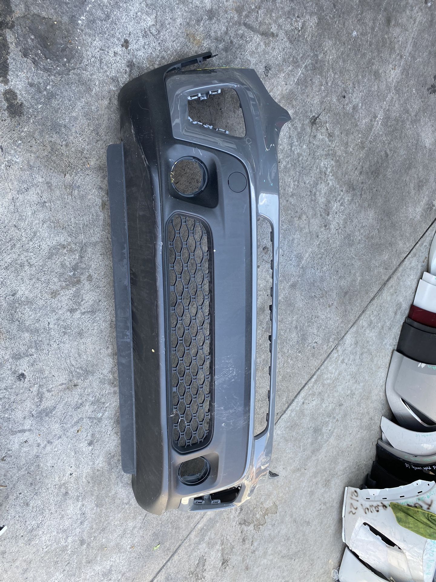 2019 2022 Jeep Renegade Front Bumper 