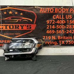 FORD EXPEDITION 2022-2024 LH HEADLIGHT BLACK BEZEL OEM