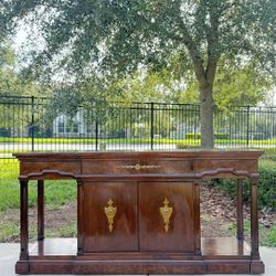 Vintage Thomasville Georgian Flame Mahogany Flip Top Server or Bar Cabinet