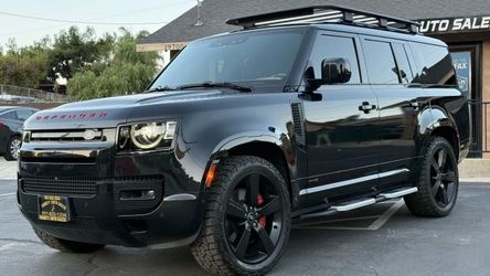 2023 Land Rover Defender 130