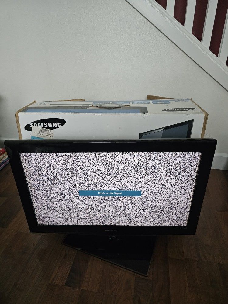 Samsung LN32B460 Lcd Tv