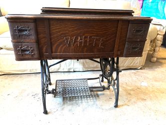 White Rotary Sewing Machine from 1914