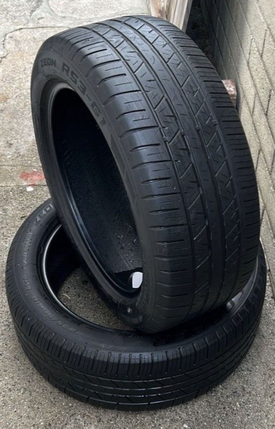 235/50R18 Cooper Zeon RS3-G1