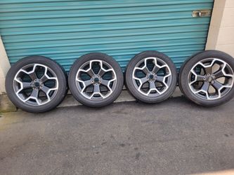4 RINES  SUBARU CROS STREEK  225 55 17