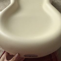 Kekaroo Changing Table