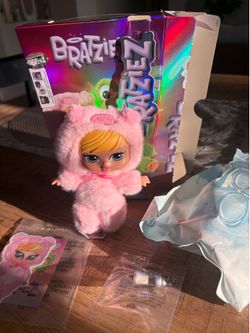 Bratziez Cloe-opened new