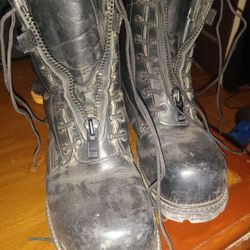 Men's Boots Size 10 M