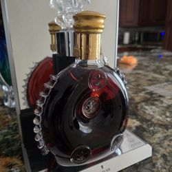 Louis Thirteen 750l With Stand