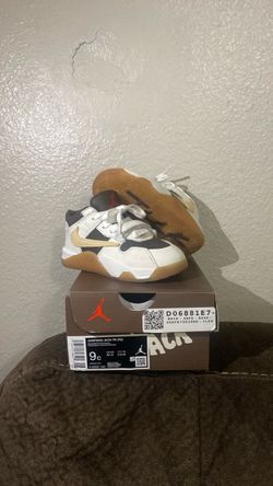 (Kids) travis Scott, Cactus Jack Size 9c