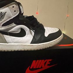 Jordan 1s Sz 9