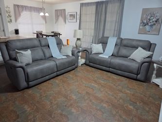 Zero Gravity Recliner Sofas