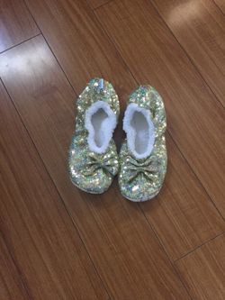 Large slippers