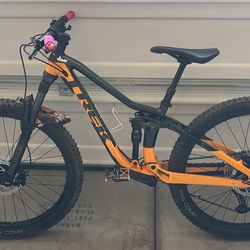 2022 Trek Fuel Ex 5 XS