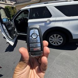 Llaves De Autos / Car Keys And Remotes