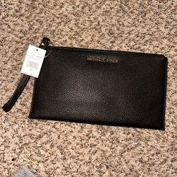 Michael Kors Clutch