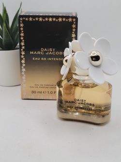 Marc Jacobs
 
Daisy Eau So Intense Eau de Parfum

1 fl