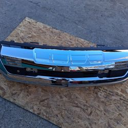 Front Bumper Chevy Silverado 1(contact info removed) 2025