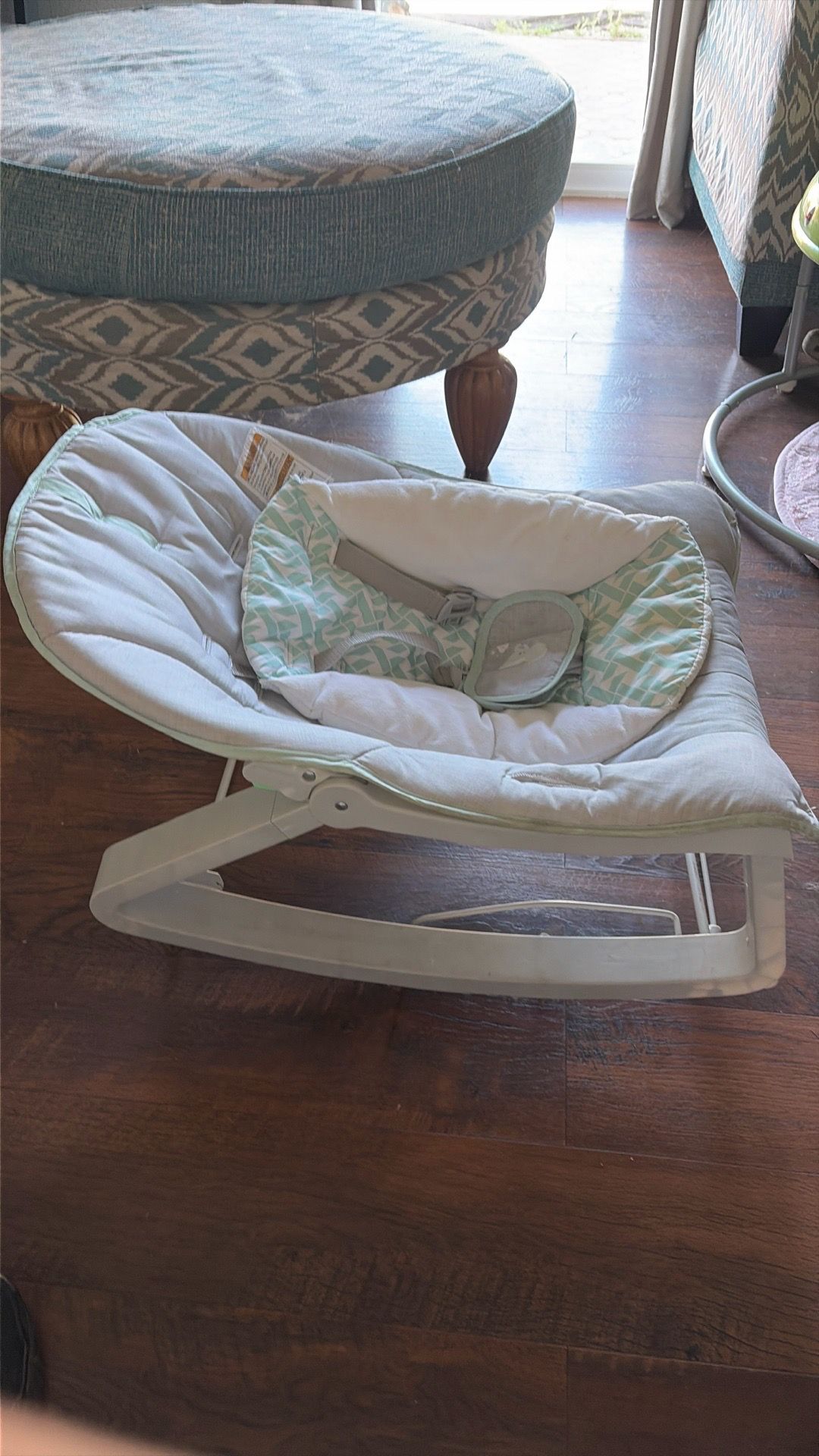 Baby swing