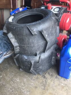 Paddle tires