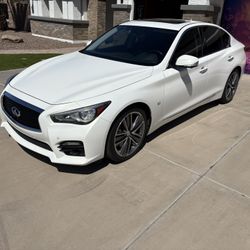 2014 Infiniti Q50