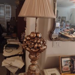 1966 Beautiful Antique Lamp