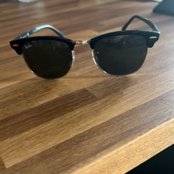 Ray-Ban